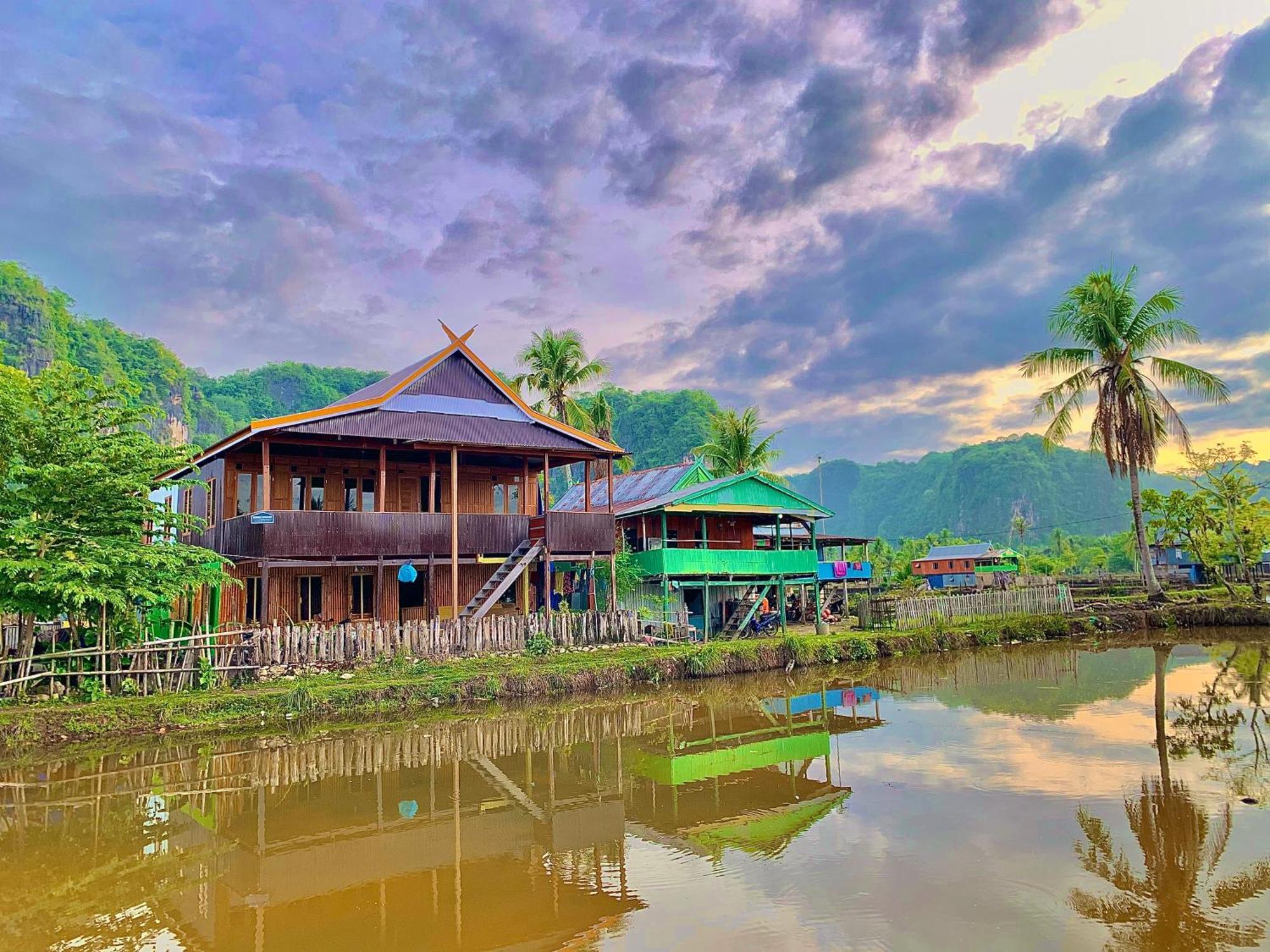 Nasrul House Homestay For Backpackers Maros Luaran gambar