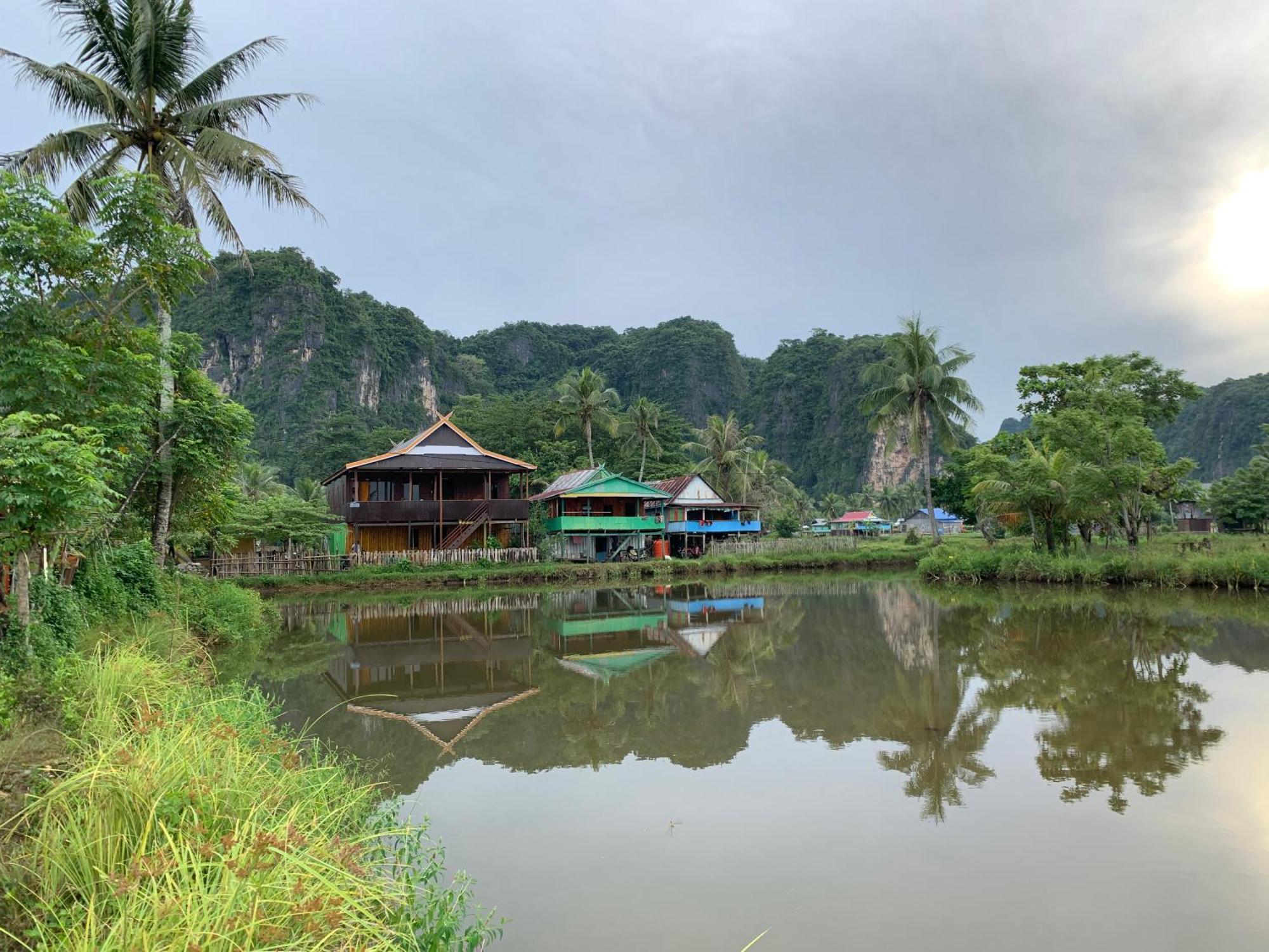 Nasrul House Homestay For Backpackers Maros Luaran gambar